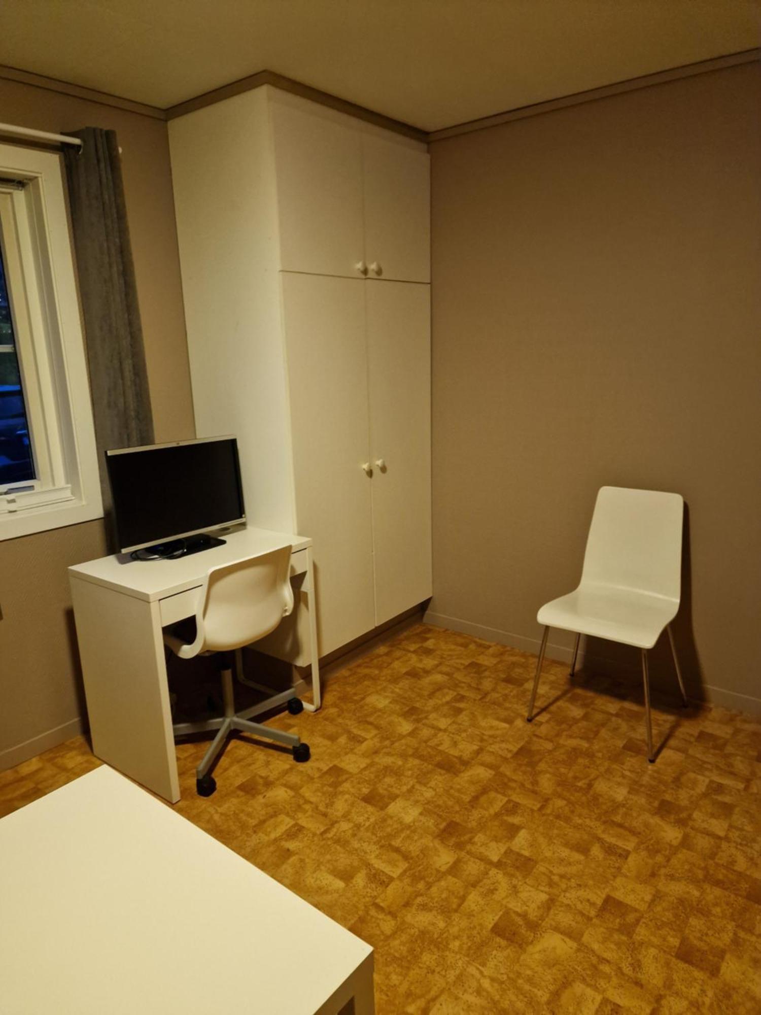 Rom Sentralt I Sogndal Hostel Luaran gambar
